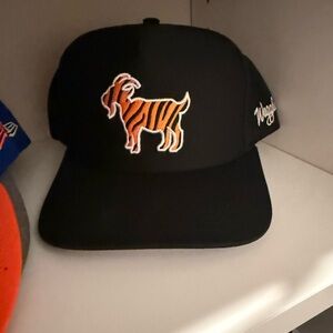 Waggle “Tiger Goat” Golf Hat